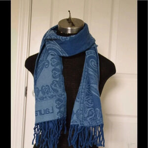 Laura Biagiotti wool scarf